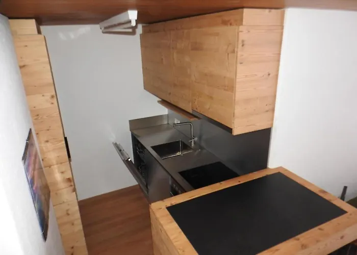 Chesa Bellavista By Interhome بيفير